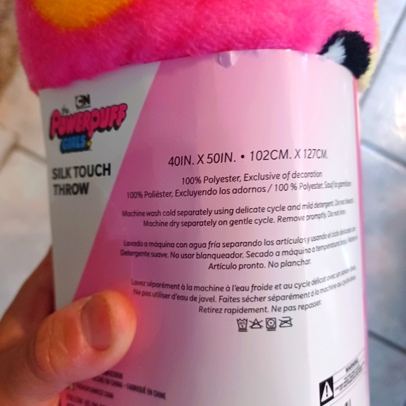 Powerpuff girls Silk touch throw 40x50 in BNWT - Picture 4 of 4